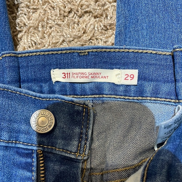 Size 29 jeans from Levi’s - Picture 2 of 2